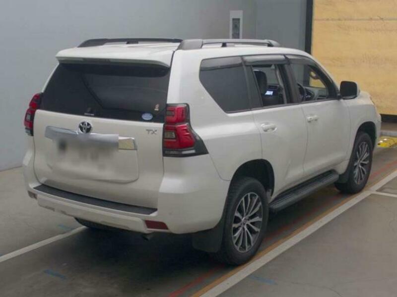 LAND CRUISER PRADO-3