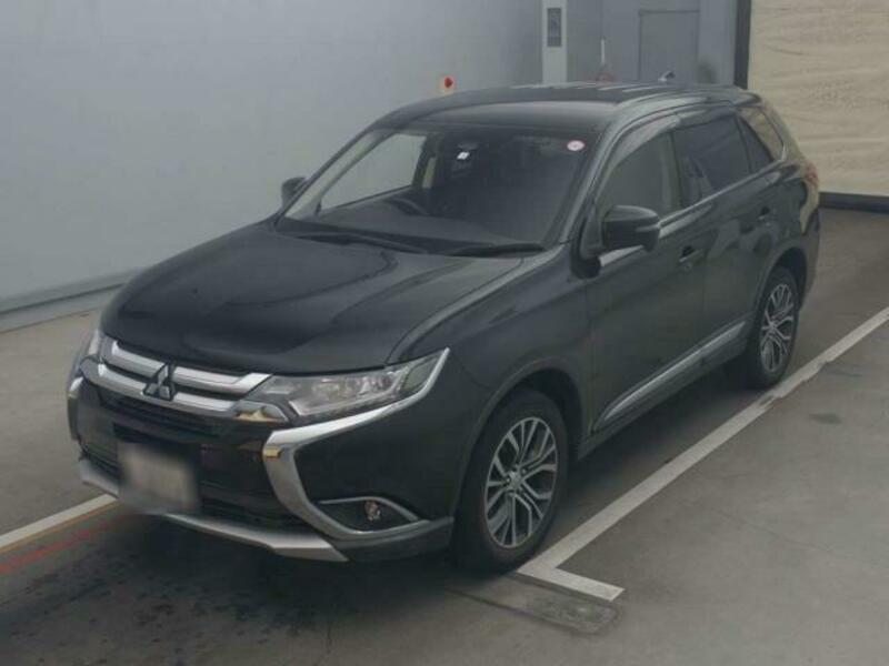 MITSUBISHI　OUTLANDER