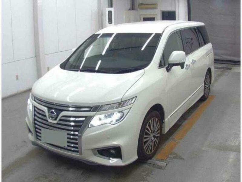 NISSAN　ELGRAND