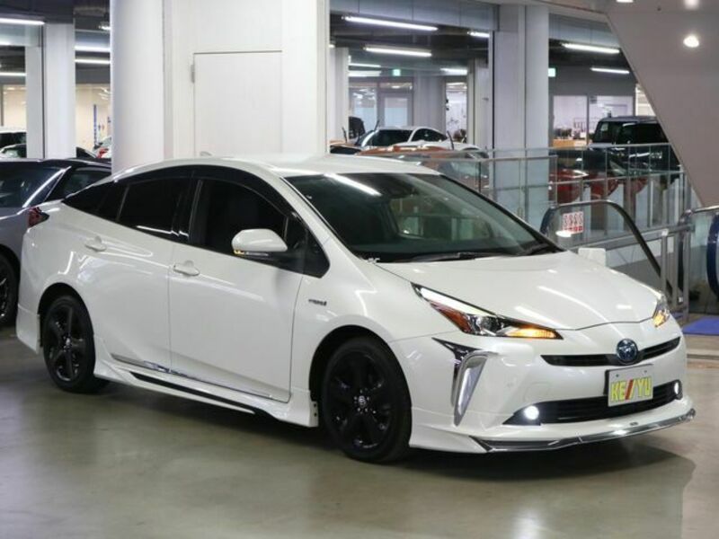 PRIUS-3