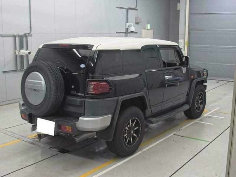 FJ CRUISER-2