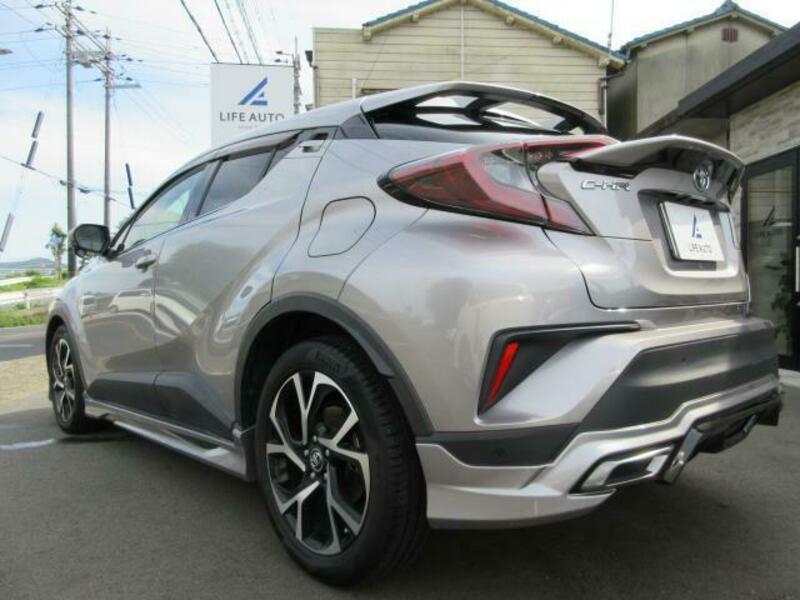 C-HR-2