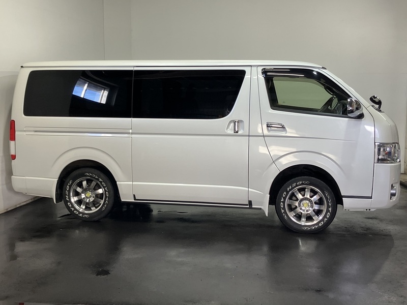 HIACE VAN-3