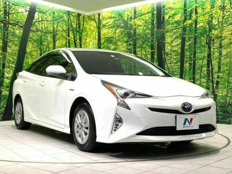 PRIUS-17