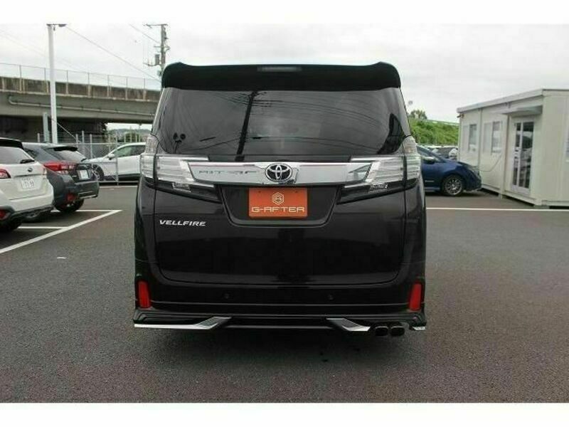 VELLFIRE-7