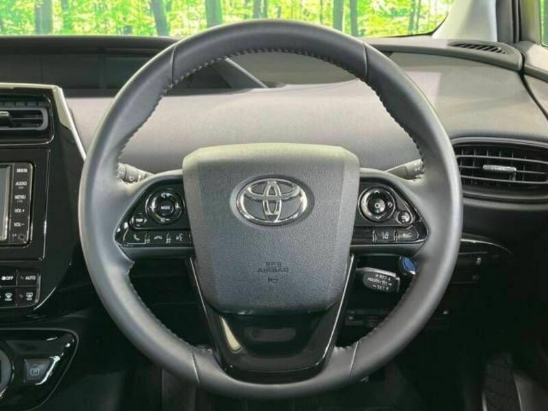 PRIUS-8