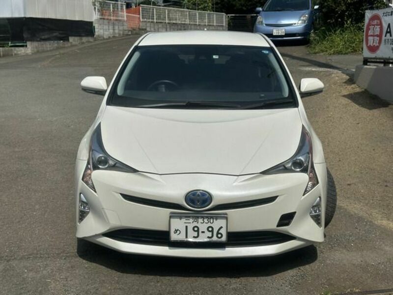 PRIUS-19