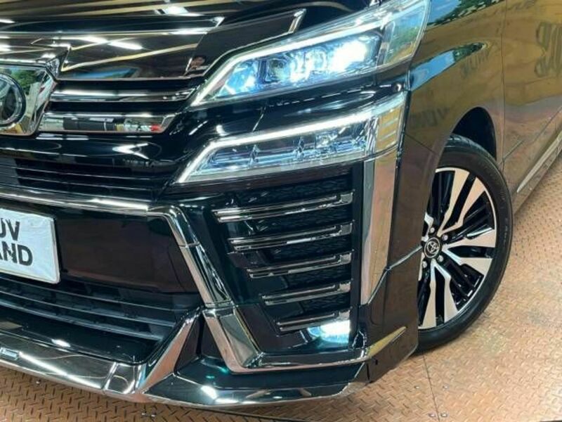 VELLFIRE-14