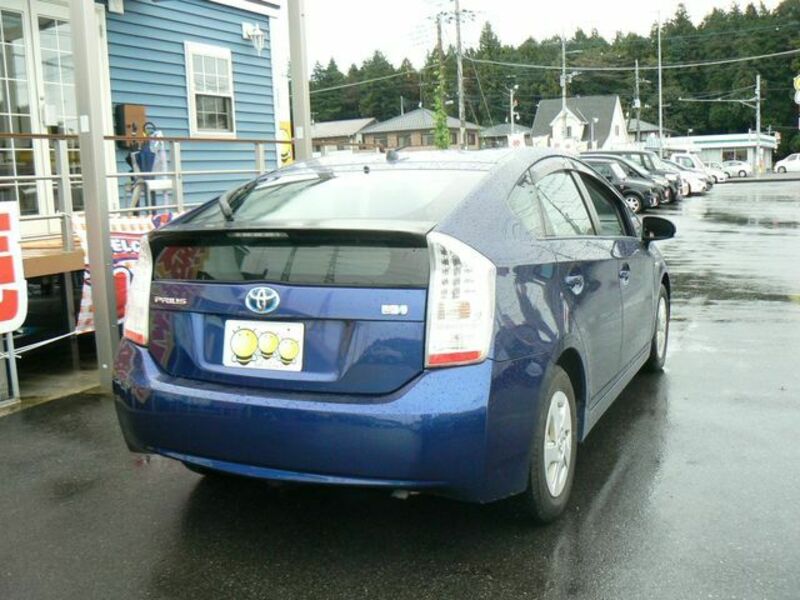 PRIUS-2