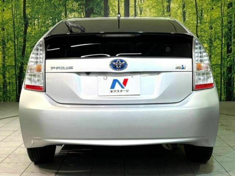 PRIUS-15