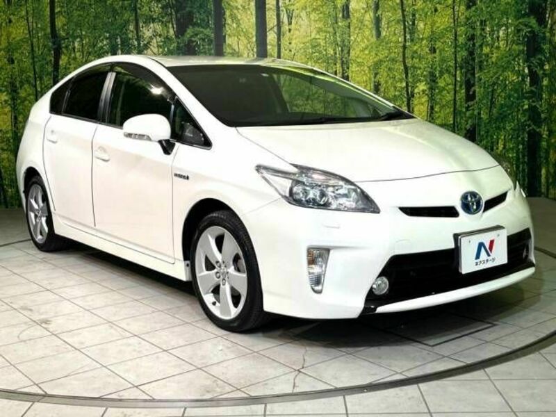 PRIUS-16