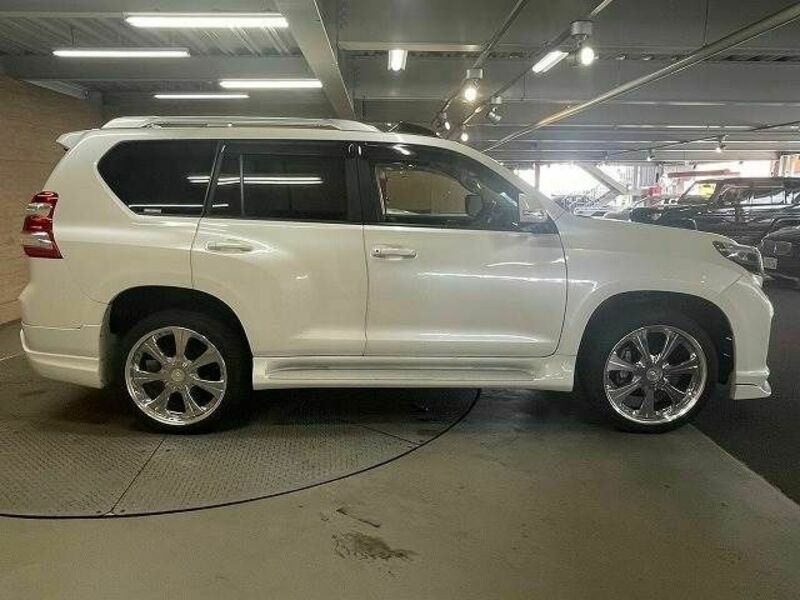 LAND CRUISER PRADO-17