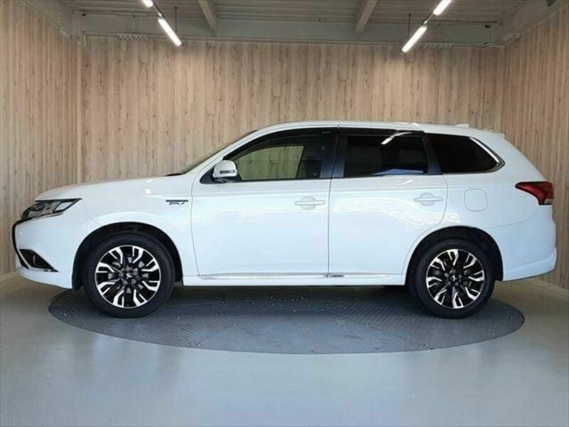 OUTLANDER PHEV-21