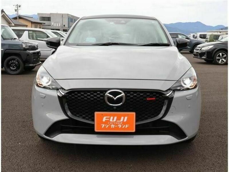 MAZDA2-14