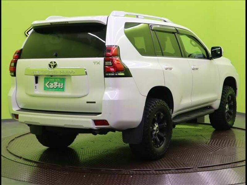 LAND CRUISER PRADO-1