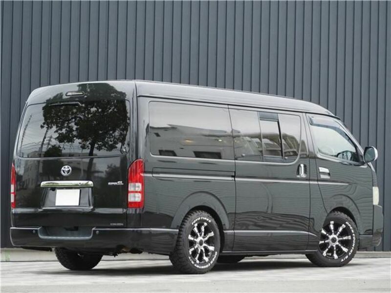 HIACE VAN-9