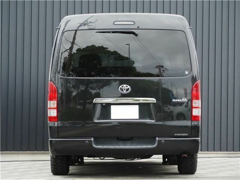 HIACE VAN-14