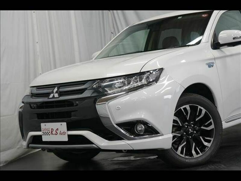 OUTLANDER PHEV-2