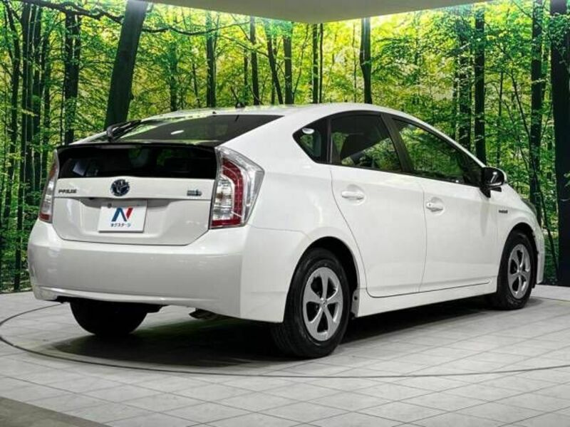 PRIUS-18