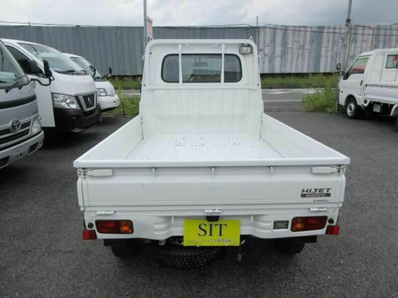 HIJET TRUCK-2