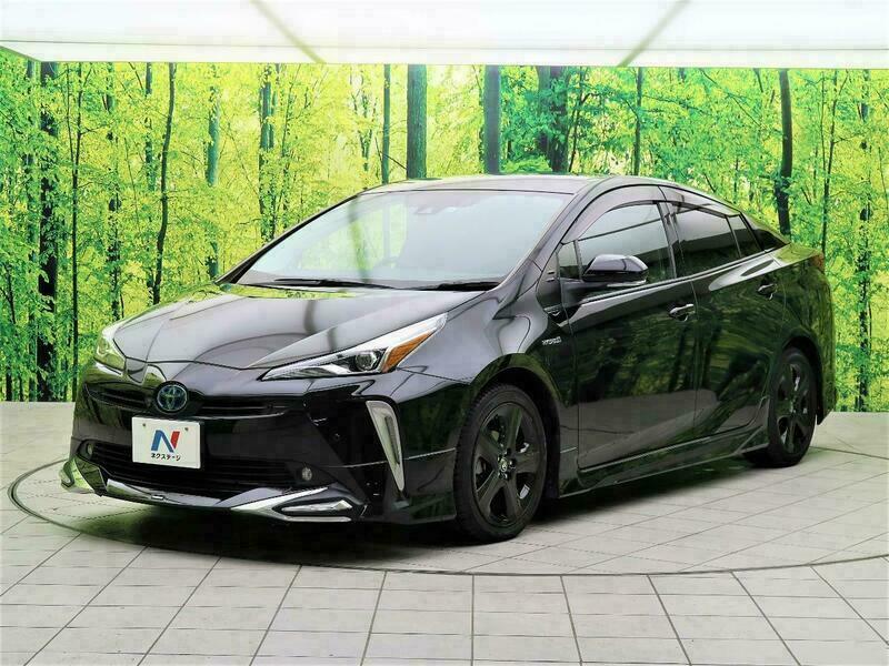 Used 2019 TOYOTA PRIUS ZVW51 | SBI Motor Japan