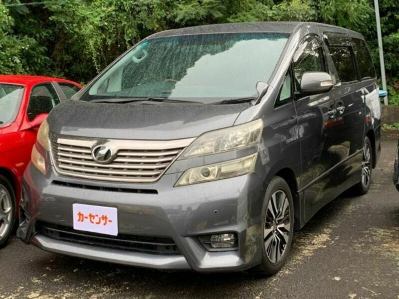 TOYOTA　VELLFIRE