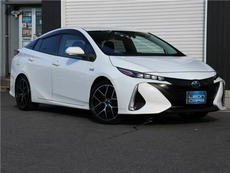 PRIUS PHV