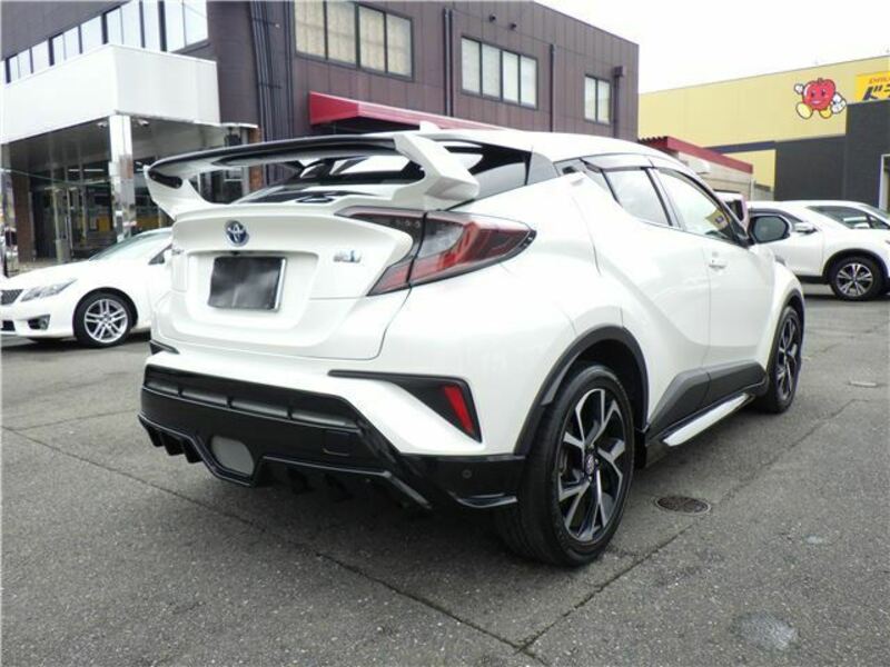 C-HR-3