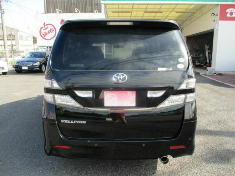 VELLFIRE-5