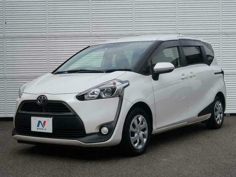 Toyota Sienta 2016