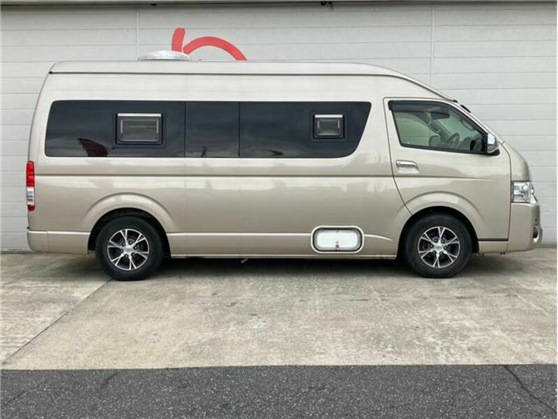 HIACE VAN-6