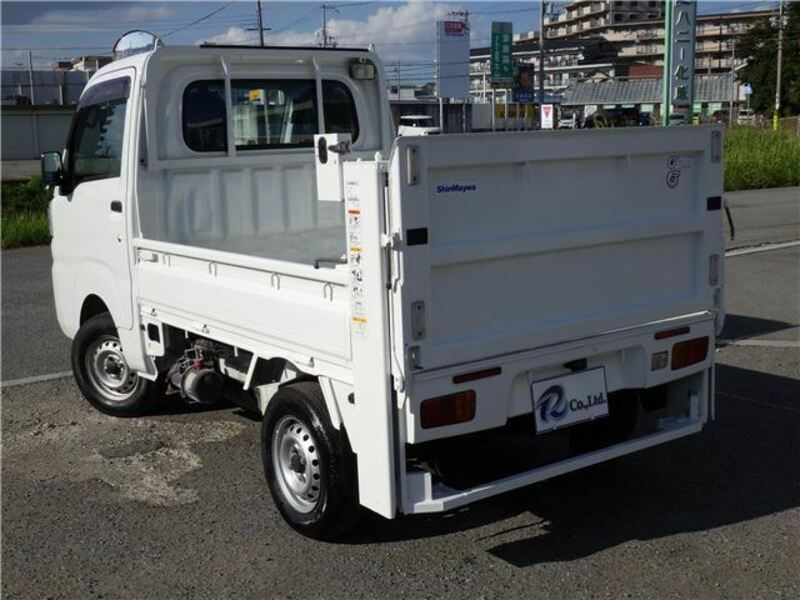 HIJET TRUCK-1