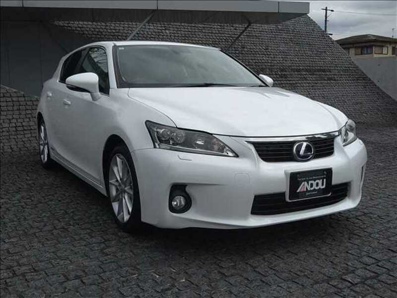 LEXUS　CT