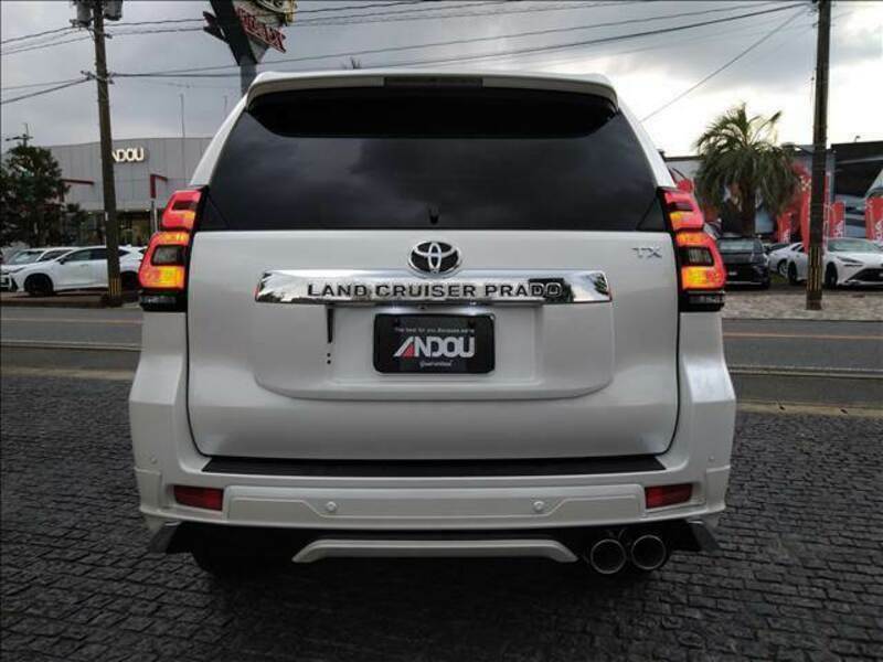 LAND CRUISER PRADO-8