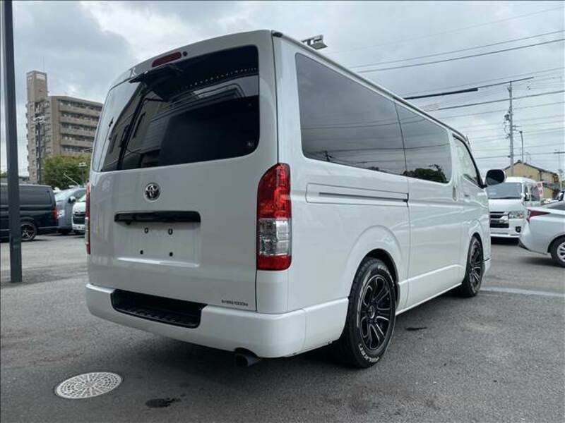 HIACE VAN-14