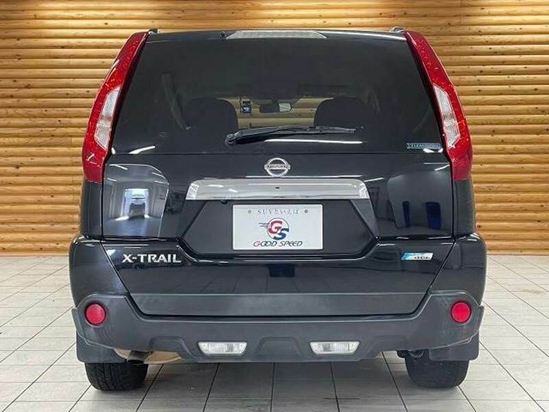 X-TRAIL-18