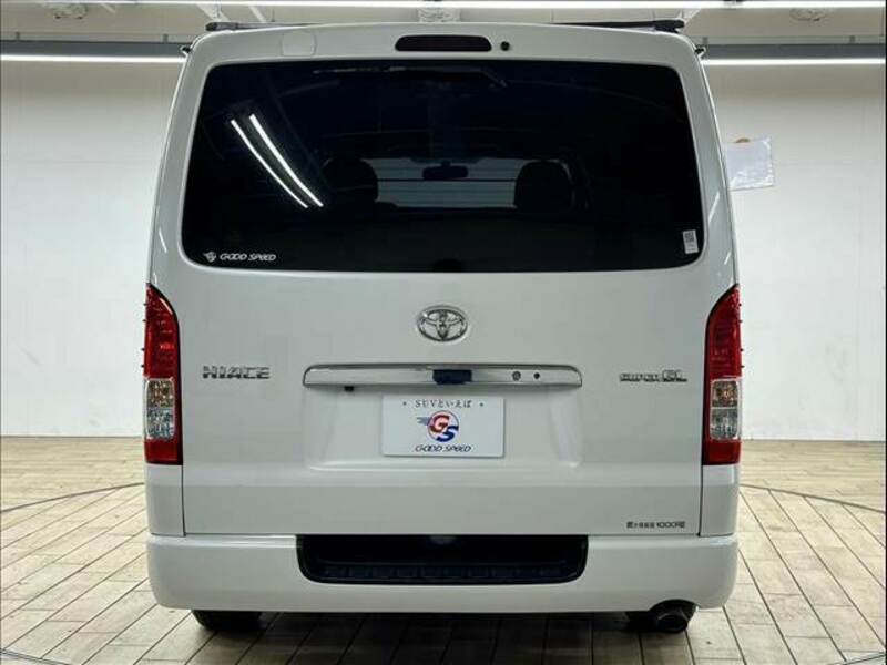 HIACE VAN-18