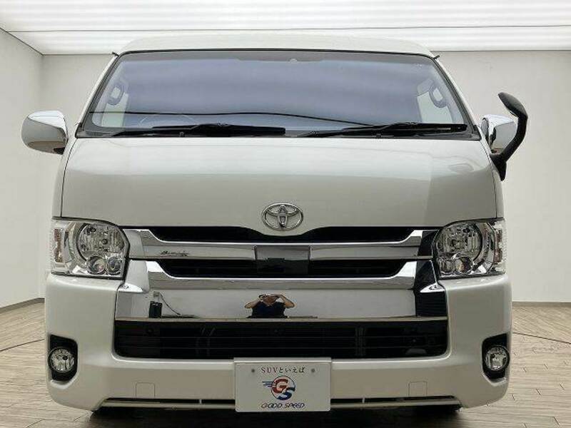 HIACE VAN-11