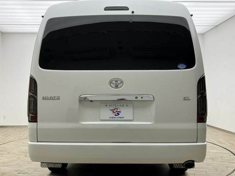 HIACE VAN-12