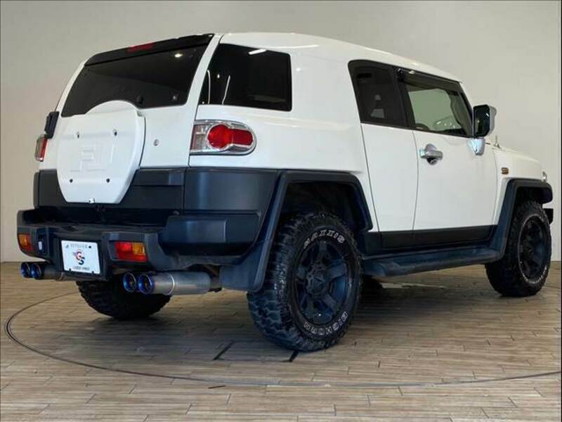 FJ CRUISER-15