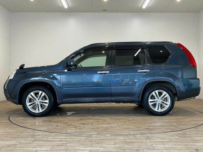 X-TRAIL-16