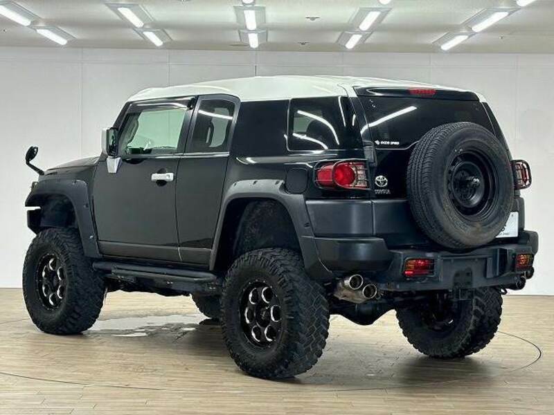 FJ CRUISER-16