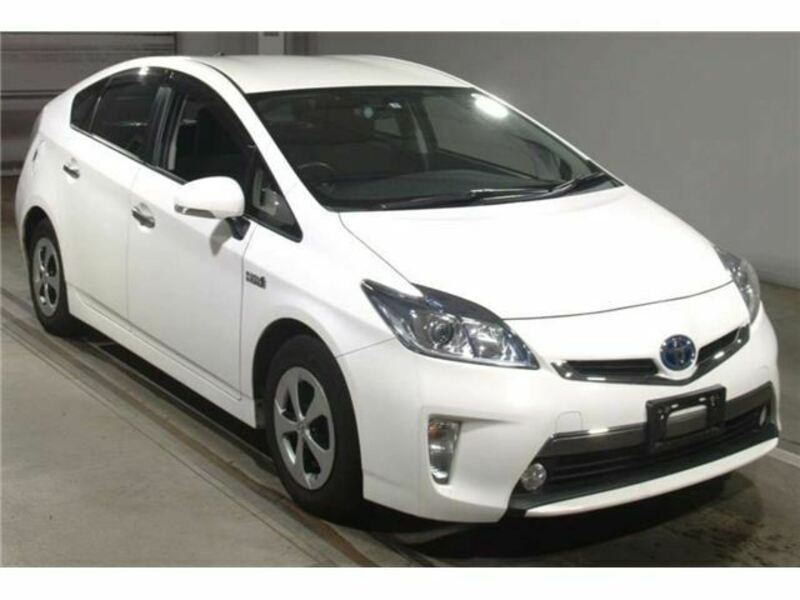 PRIUS PHV