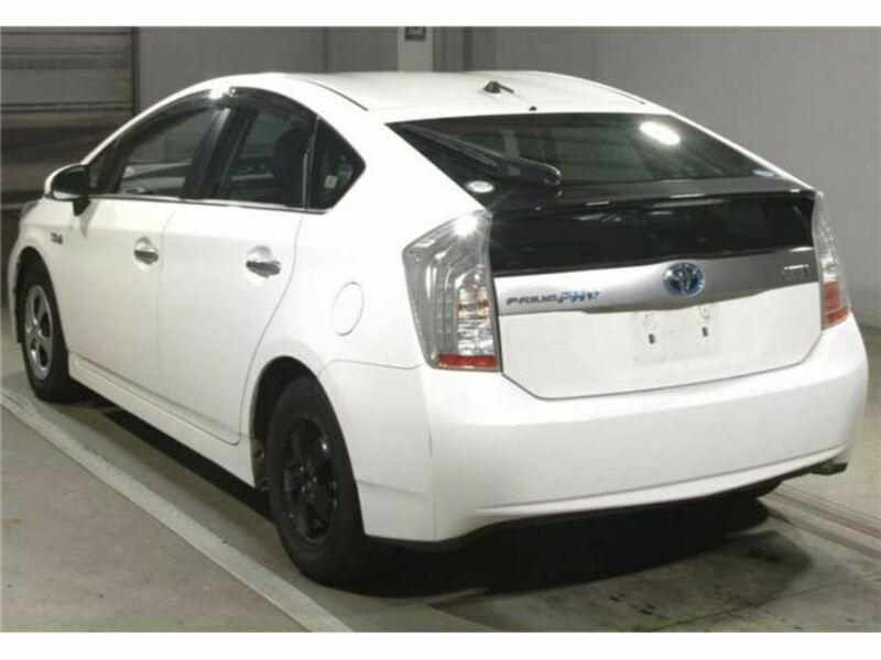 PRIUS PHV-3