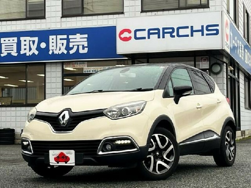 RENAULT　CAPTUR