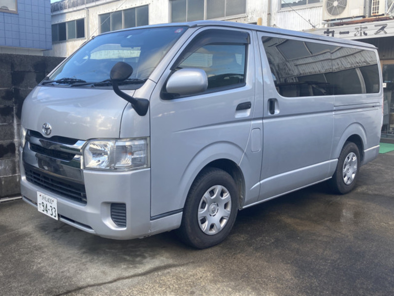 HIACE VAN