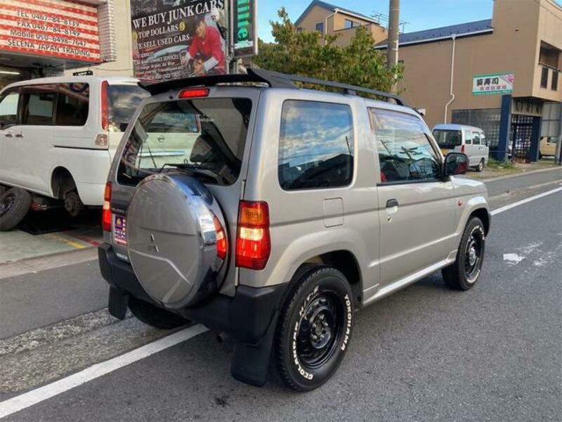 PAJERO MINI-6