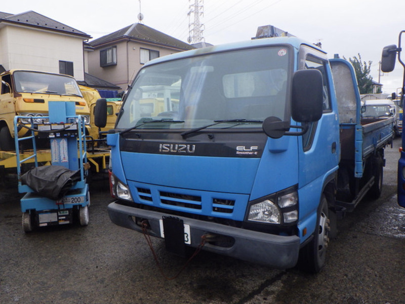 ISUZU　ELF