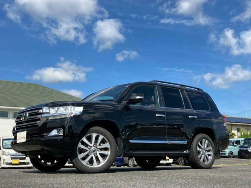 TOYOTA　LAND CRUISER