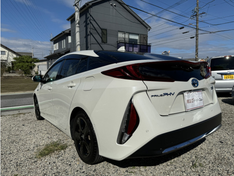 PRIUS PHV-9